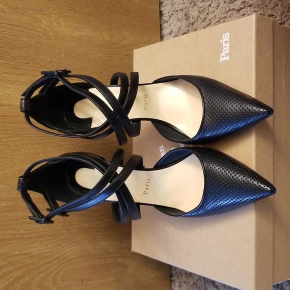 🔥Christian Louboutin authentic black perforated leather heels 🔥👠- Picture 3 of 4